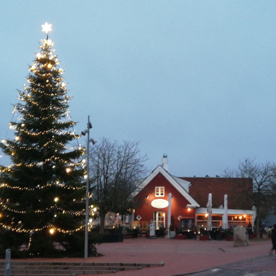 Jul på torvet i Hedehusene